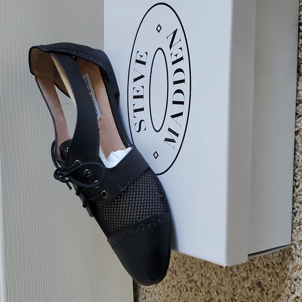 NWOT - Steve Madden Black Multi Cori Shoes